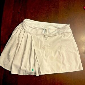 Lululemon skort, size 8